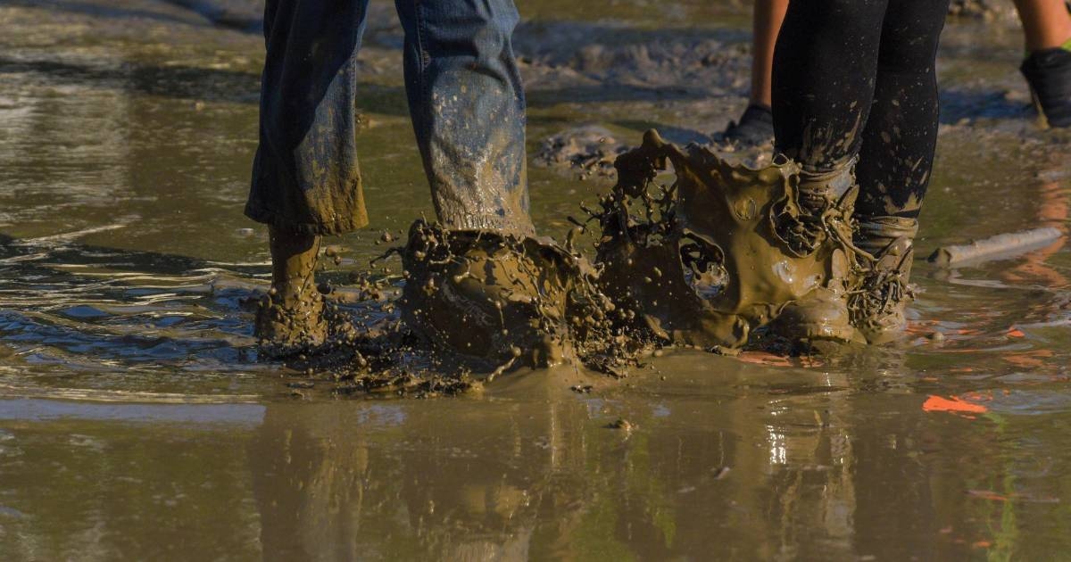 'Fourteen days later, you're running?': Mud is thrown and the mayor of Álamo, Veracruz, is ousted.