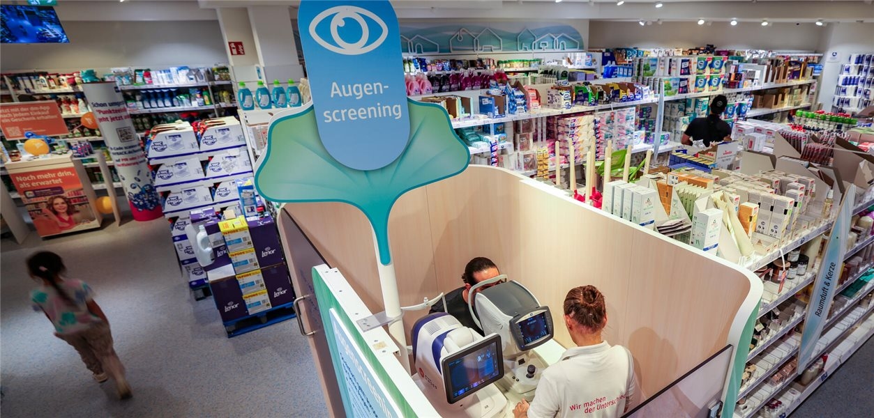 Competition authority sues against eye screening in dm drugstores