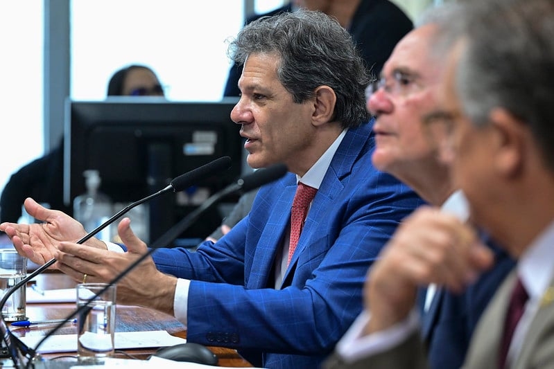 Haddad opowiada się za przeglądem opodatkowania fintechów i obiecuje „cięższą walkę” z firmami bukmacherskimi