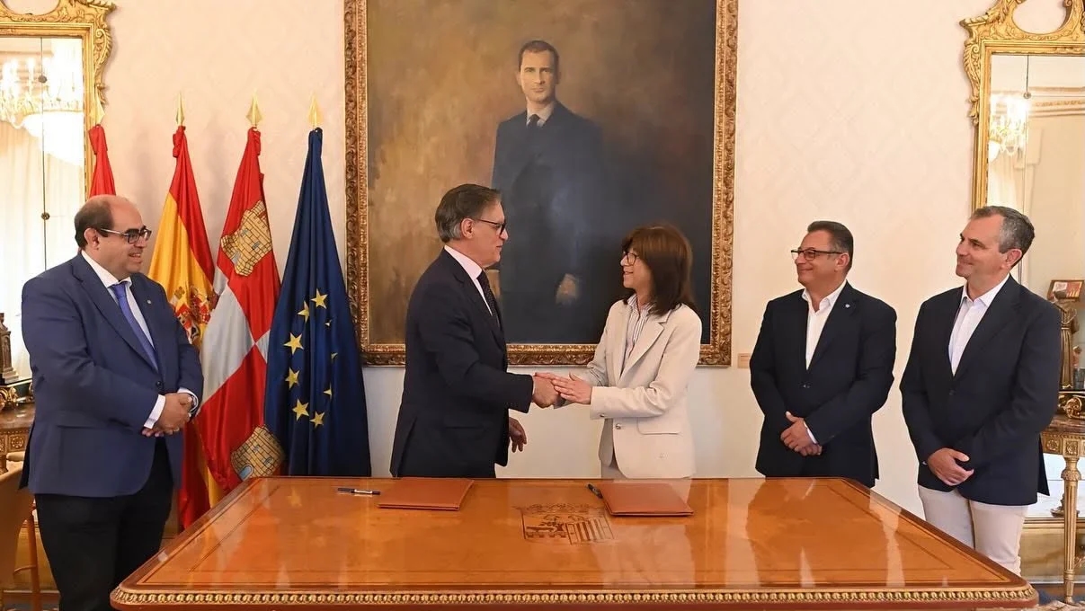 Porto de Aveiro celebra acordo em Salamanca para cooperação operacional