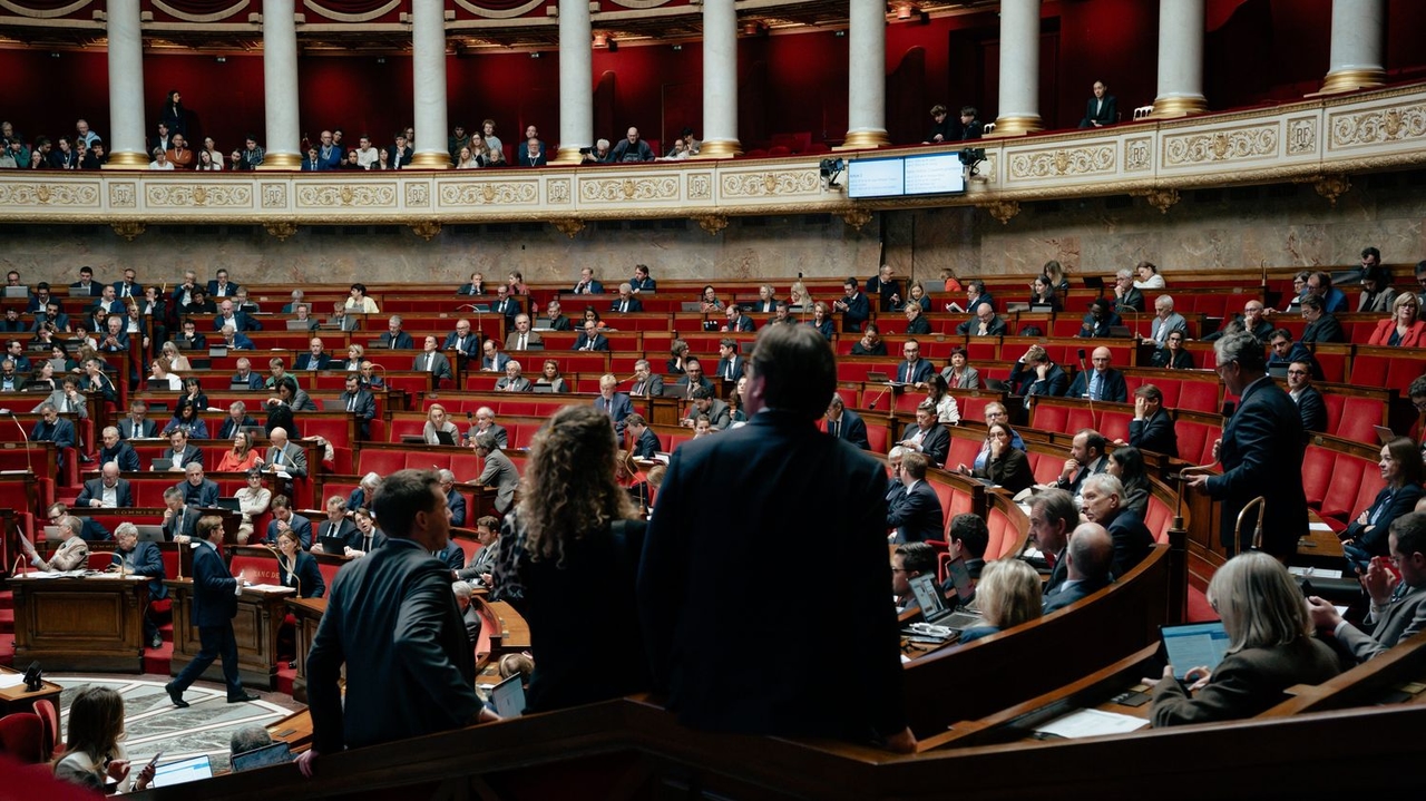 Отклонение налога Цуцмана, поправки к налогу на недвижимость, бюджет социального обеспечения отклонен комитетом... Взгляд в прошлое на волнующий вечер в Национальной ассамблее