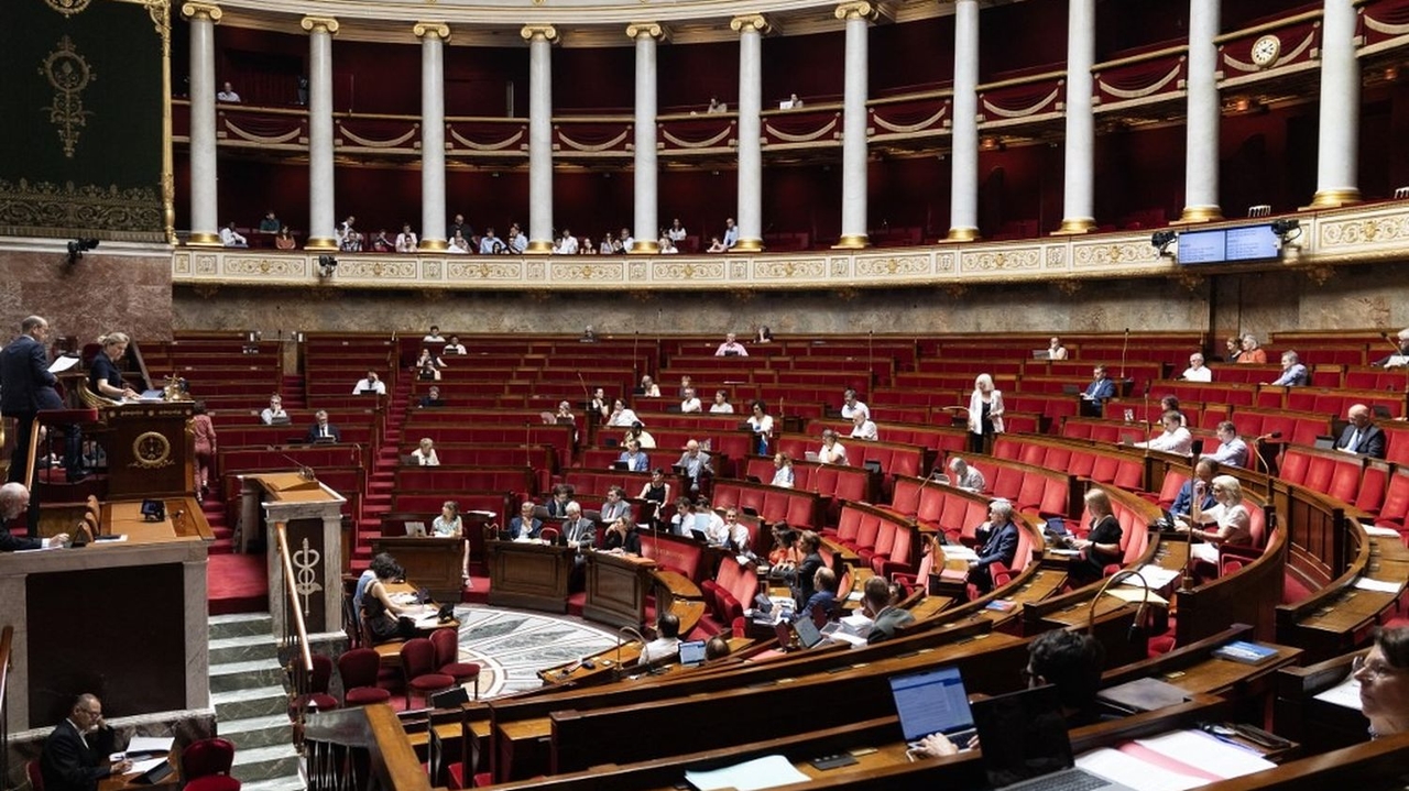 L'Assemblée fait un pas de plus vers la création d'un droit à l'aide à mourir, avant un vote mardi