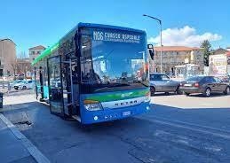 Travedona: Bus driver threatened and punched by student; broken nose and one-month prognosis