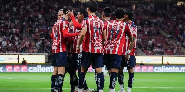 Fernando Quirarte atribuye victorias de Chivas al respaldo de la directiva
