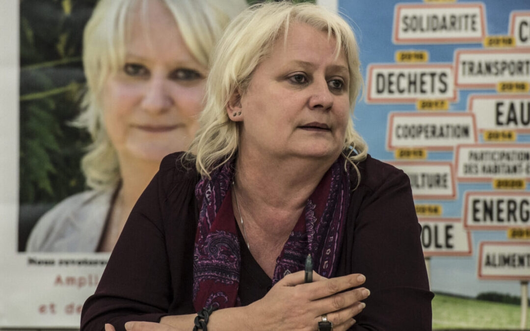 «Равенство не может быть провозглашено»: Пикар критикует программу Сарселли для женщин