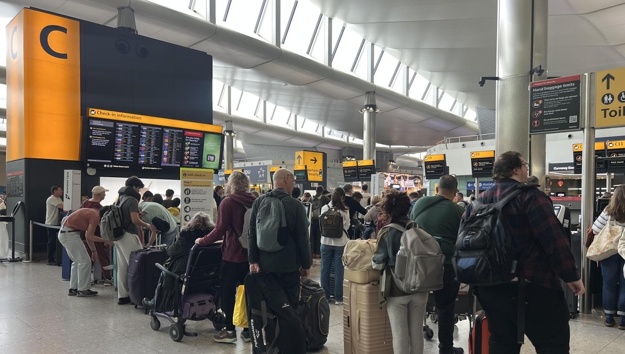 Uno de cada tres ciberataques afecta a proveedores. Así es como los hackers paralizaron aeropuertos europeos.