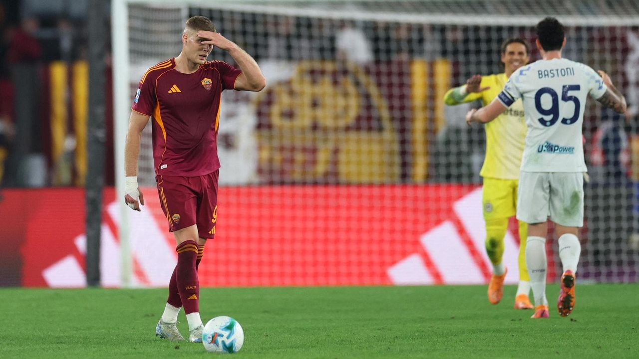 La Roma e il problema del gol, i centravanti non trovano la porta. E Gasp non sa più che fare