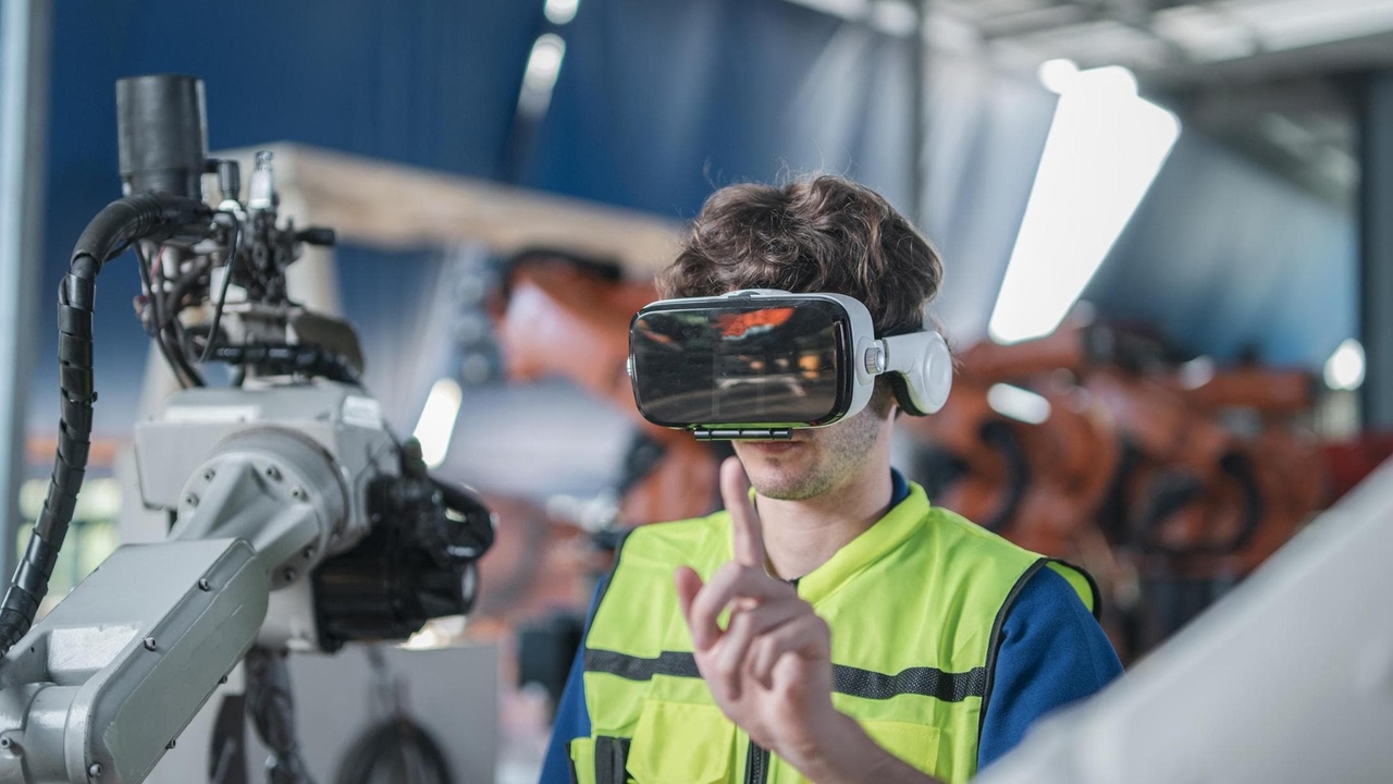 Transition 5.0, Assolombarda s'oppose à l'arrêt brutal : « Un choix incohérent, un signe inquiétant. »