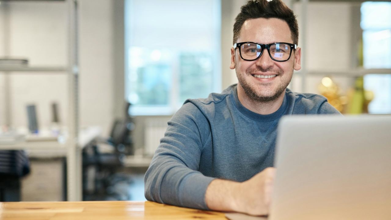 "We're giving €720 to those who work": the brand-new bonus has been approved | The transfer will arrive directly into your bank account.