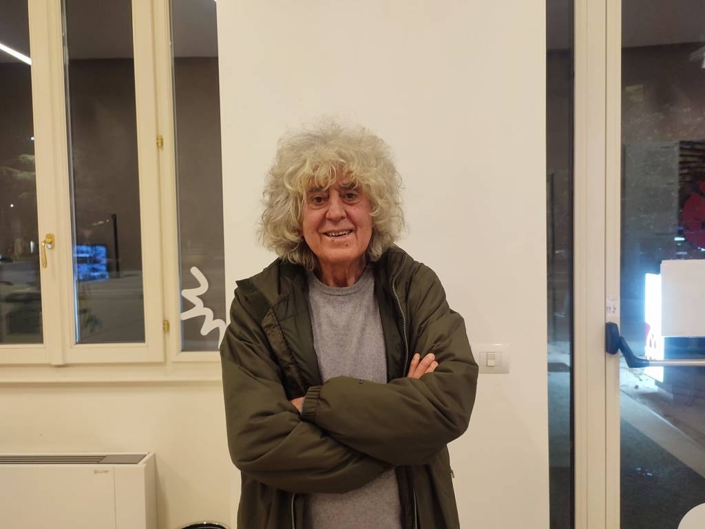 Bedero Valcuvia - Angelo Branduardi adoece e é hospitalizado para exames - Música - Notícias de Varese